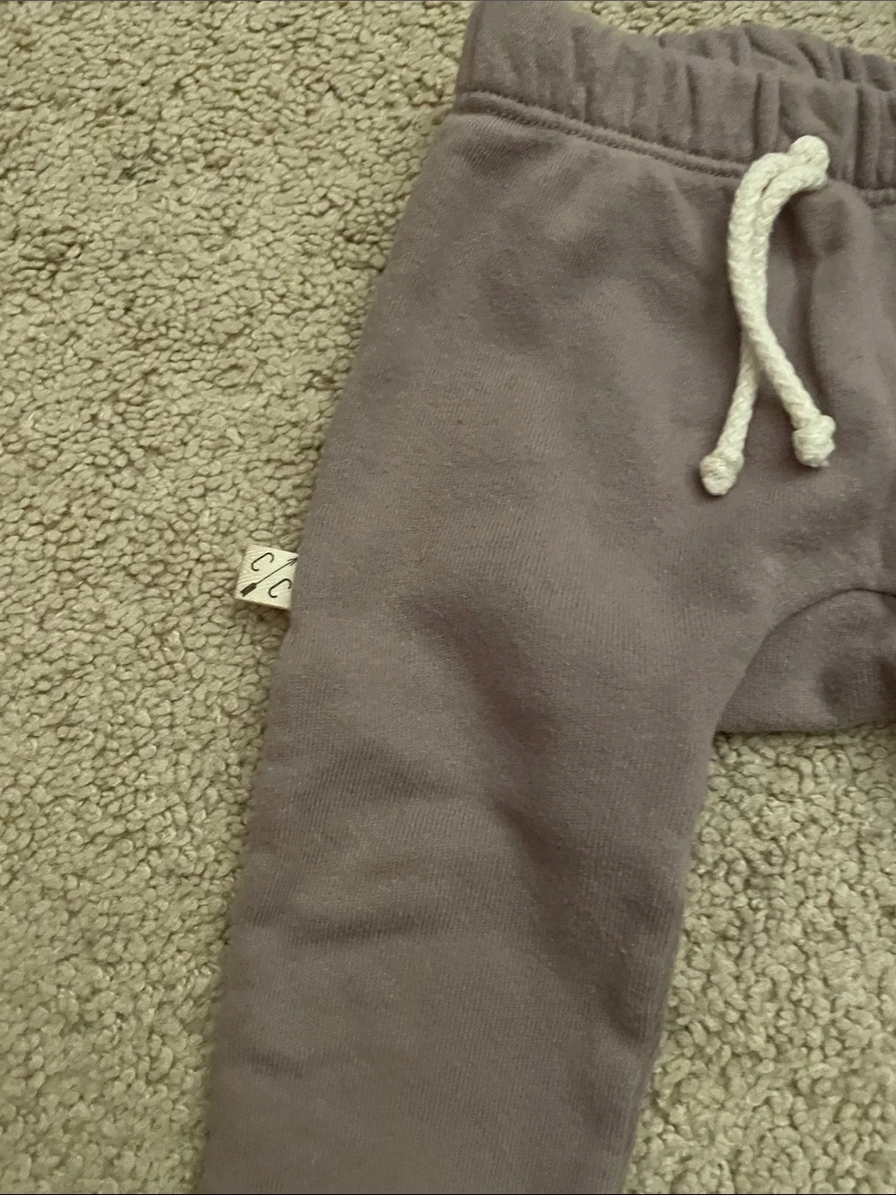 Childhood’s Clothing Two-Tone Gray & Lavender Kids Sweatsuit Set